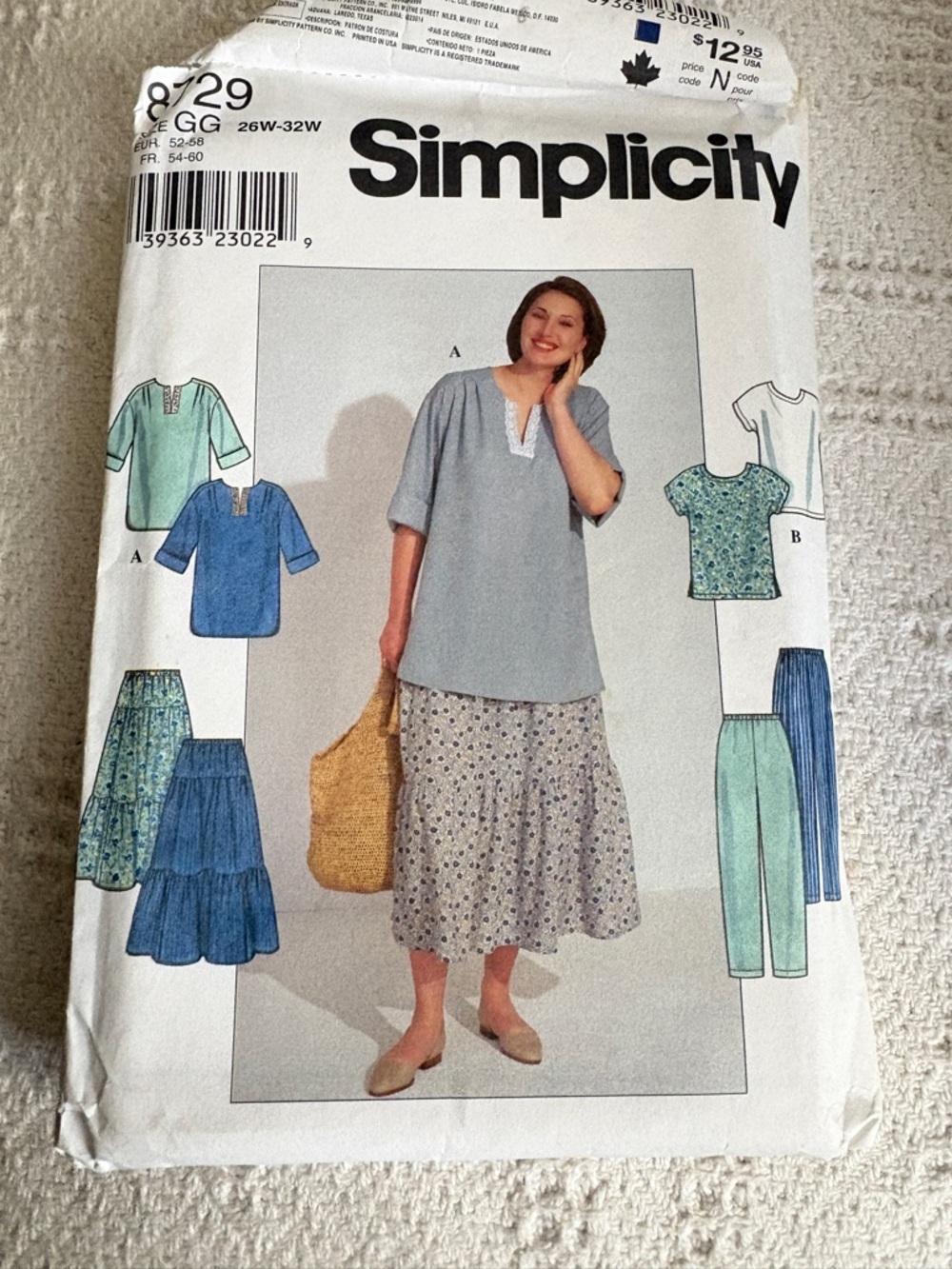 Simplicity Pattern 8729 GG for Women’s Complete Outfits
